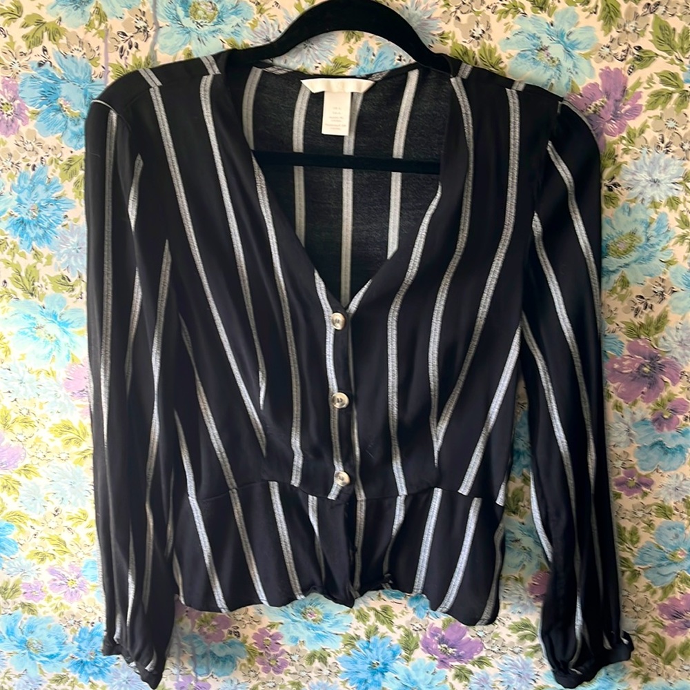 H&M Button front blouse